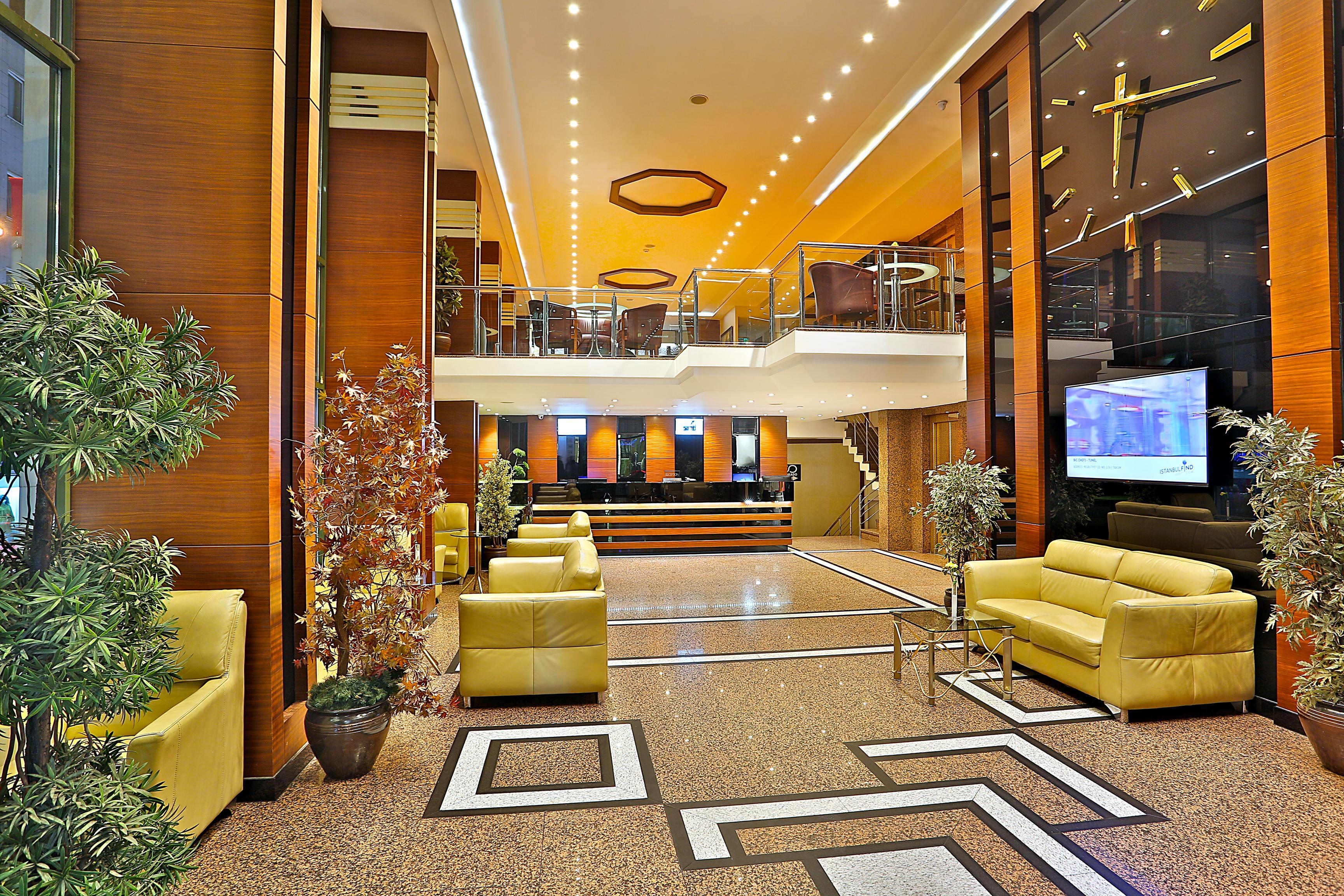 Grand Madrid Hotel Istanbul Exterior photo