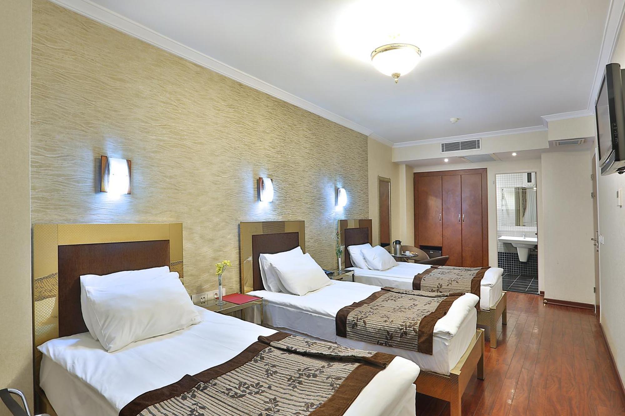 Grand Madrid Hotel Istanbul Room photo