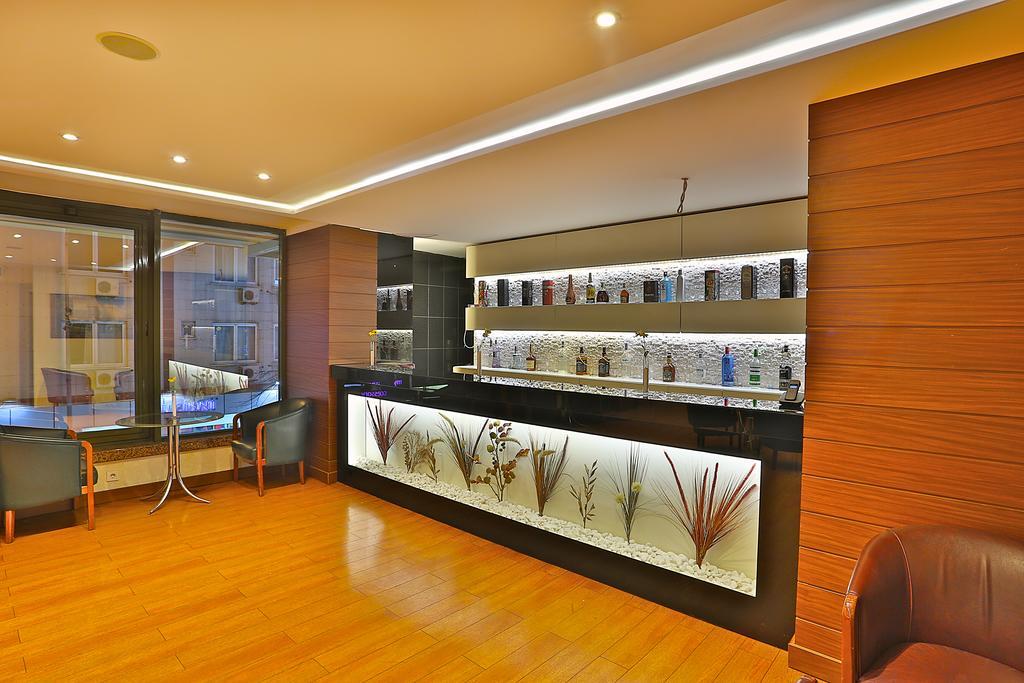 Grand Madrid Hotel Istanbul Exterior photo